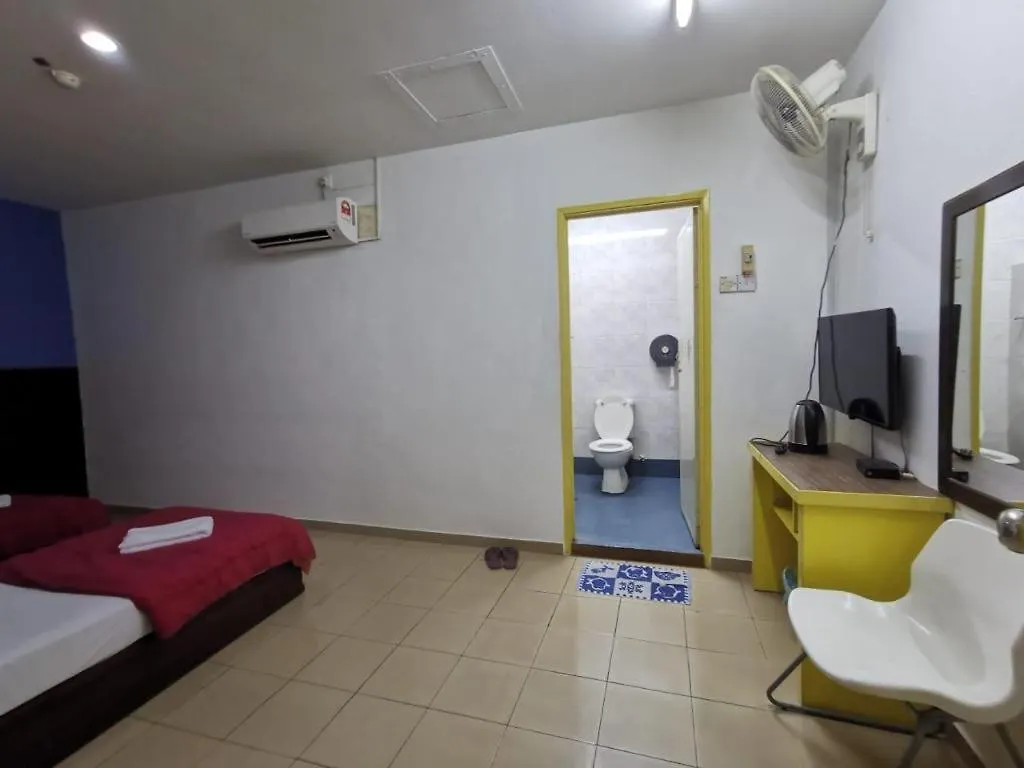 Rumah Tumpangan Abby Chemor 3*,