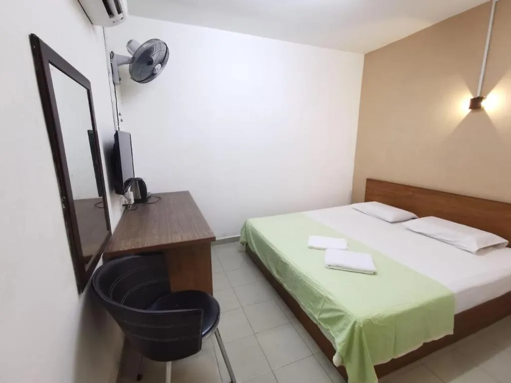 Hotel Rumah Tumpangan Abby Chemor